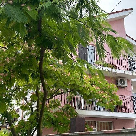 Vila Lucy Costinesti Hotel Ngoại thất bức ảnh
