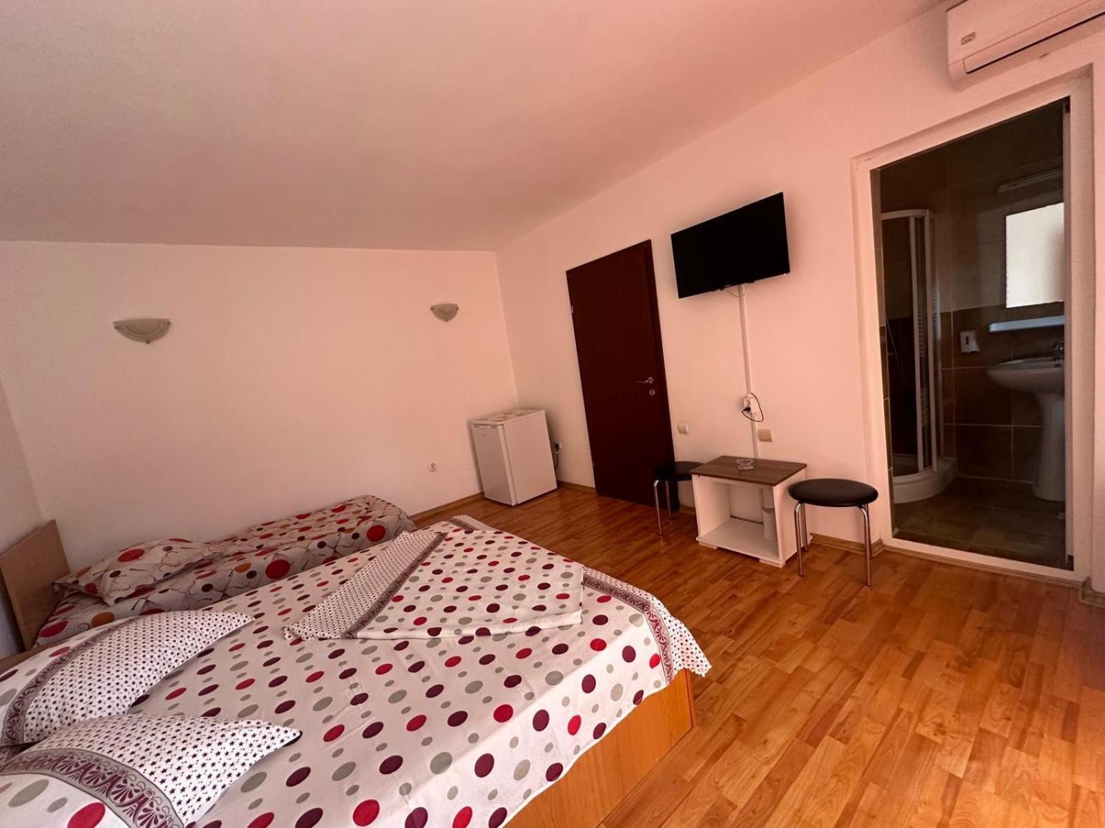 Vila Lucy Costinesti Hotel Ngoại thất bức ảnh