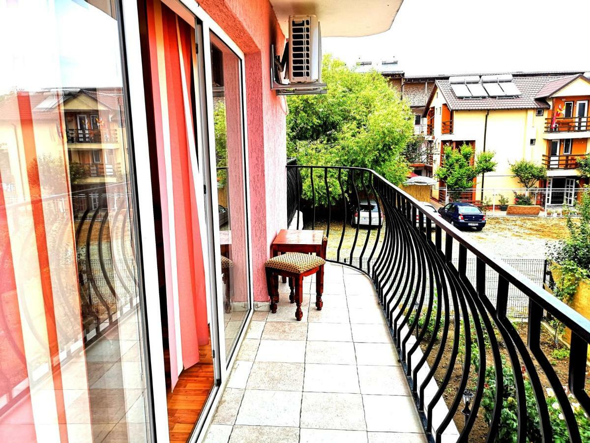 Vila Lucy Costinesti Hotel Ngoại thất bức ảnh