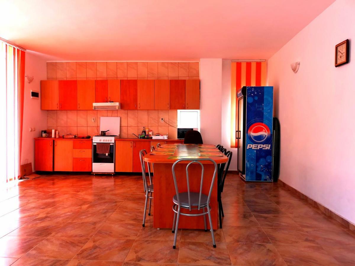 Vila Lucy Costinesti Hotel Ngoại thất bức ảnh